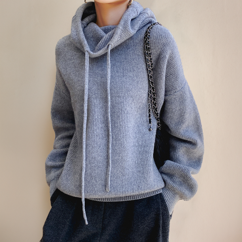 AGATHE - CLASSY HOODIE